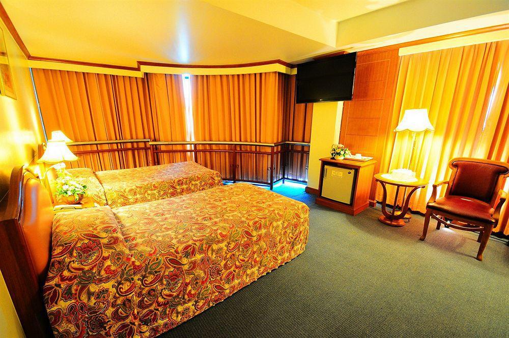 V.L. Hatyai Hotel Hat Yai Exterior photo